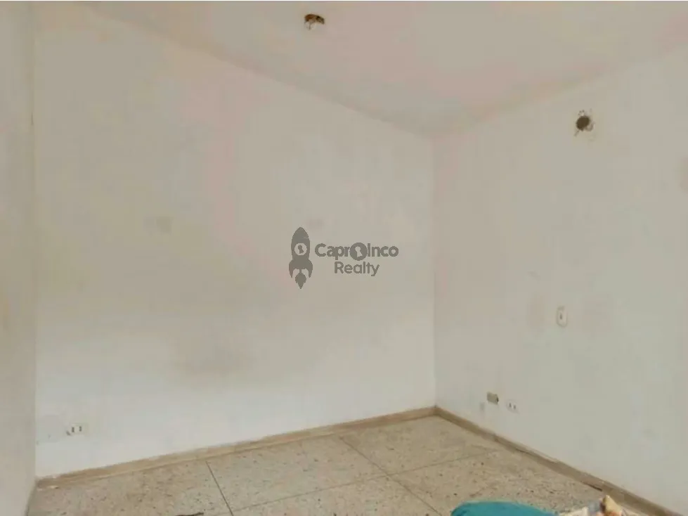 En Venta Casa Quinta Urb.Colinas de Guataparo Municipio Valencia - 16