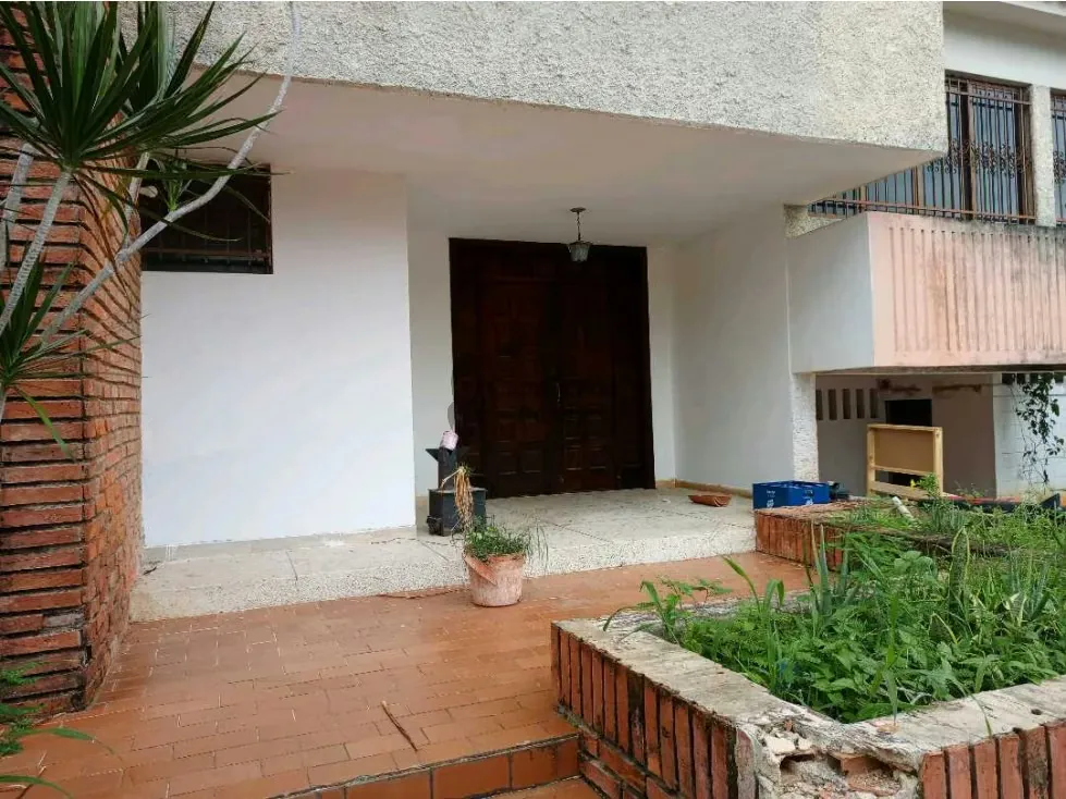 En Venta Casa Quinta Urb.Colinas de Guataparo Municipio Valencia - 2