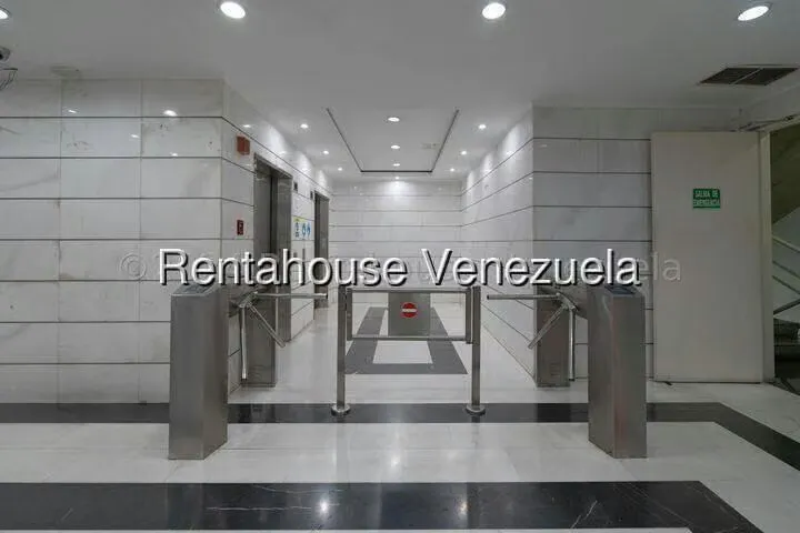 Local Comercial en Alquiler en Las Mercedes, Distrito Metropolitano - 4