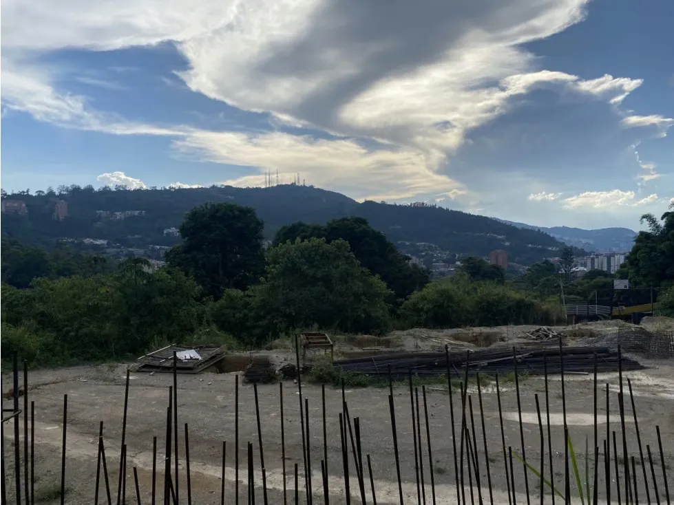Vendo Terreno en Urbanización Alto Hatillo - 13