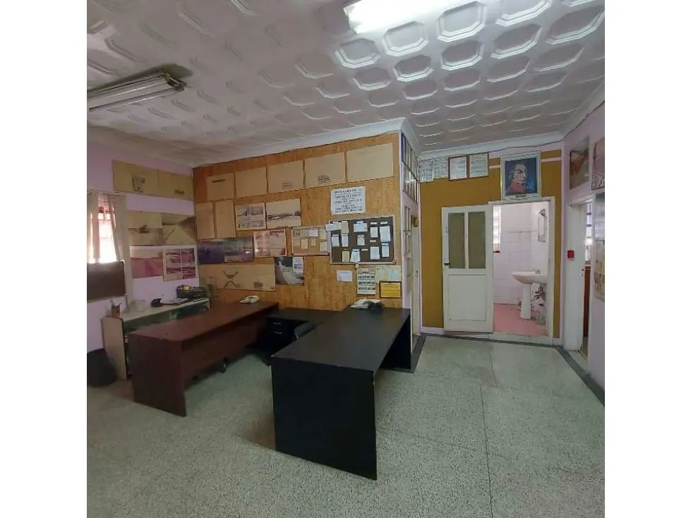 Se Alquila Casa Comercial en La Carlota para remodelar - 15