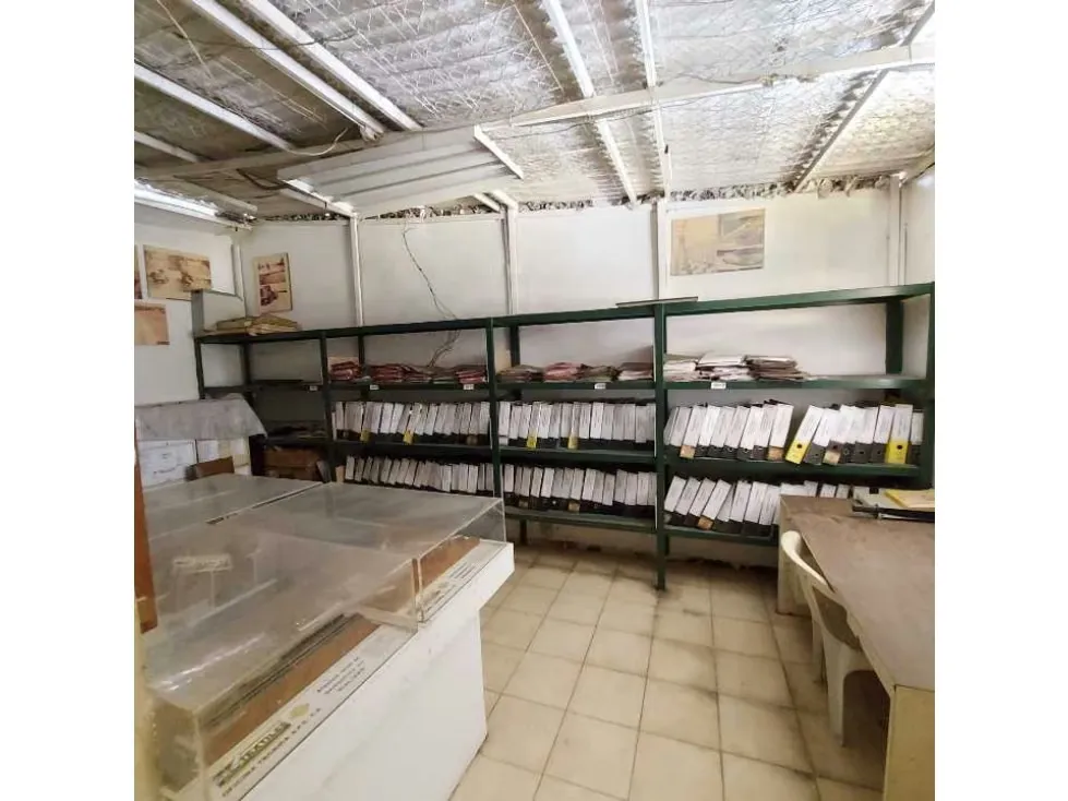 Se Alquila Casa Comercial en La Carlota para remodelar - 21