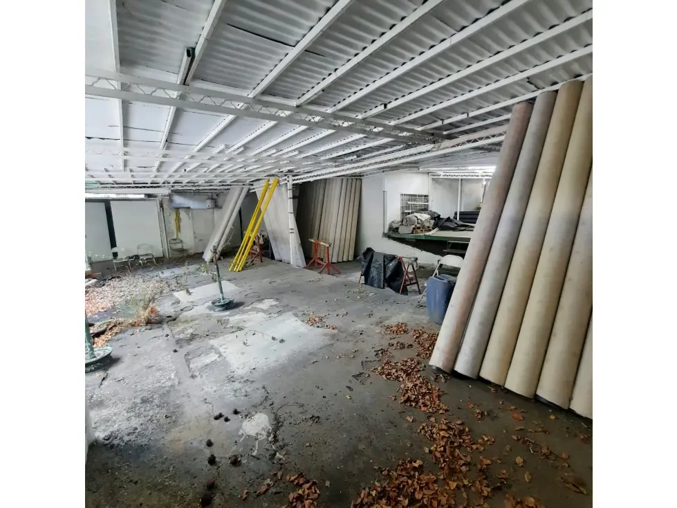 Se Alquila Casa Comercial en La Carlota para remodelar - 26