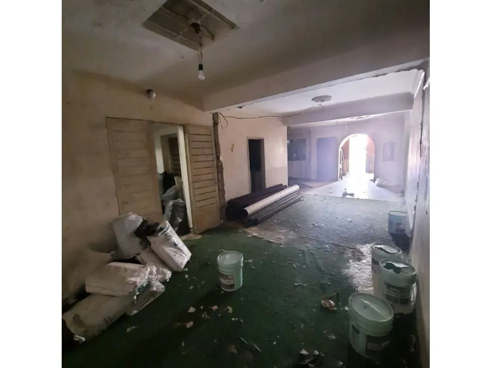 Se Alquila Casa Comercial en La Carlota para remodelar - 34