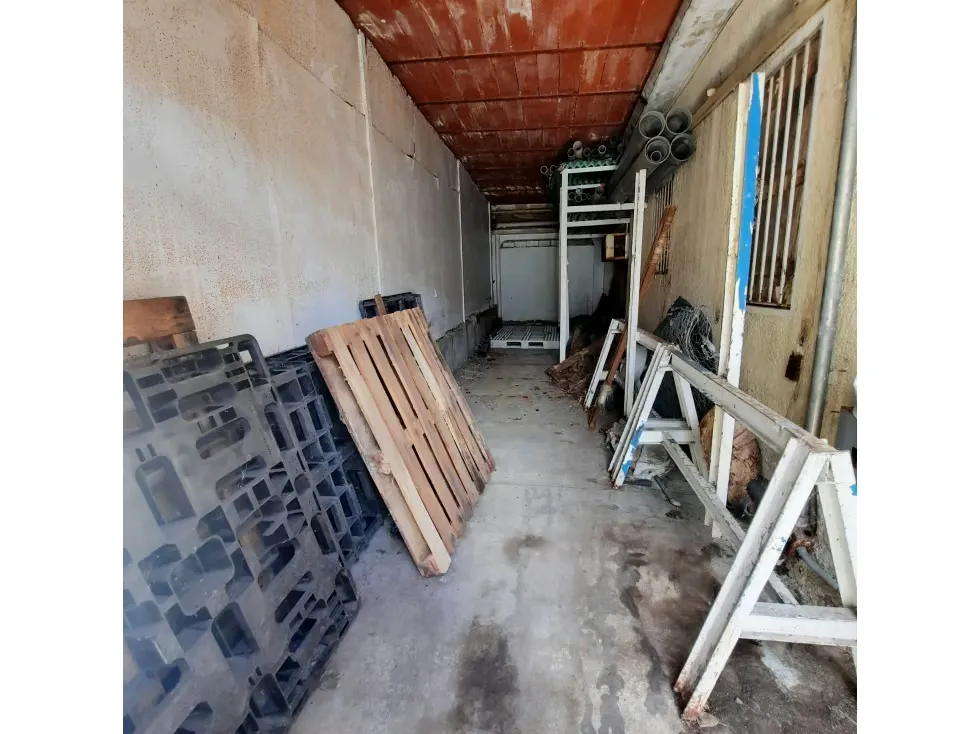 Se Alquila Casa Comercial en La Carlota para remodelar - 9