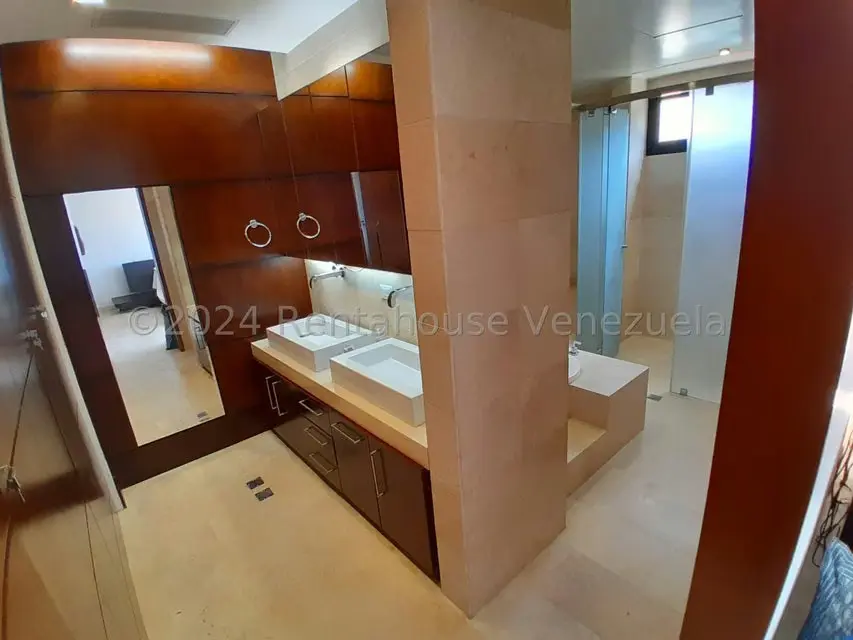 Apartamento (1 Nivel) en Venta en La Lagunita Country Club, Distrito Metropolitano - 17