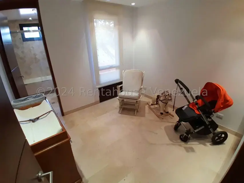 Apartamento (1 Nivel) en Venta en La Lagunita Country Club, Distrito Metropolitano - 24