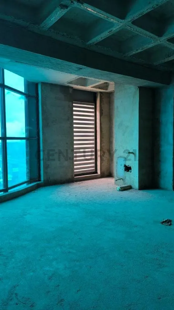 se alquila oficina en la torre Bell Puerto Ordaz piso 5 - 15