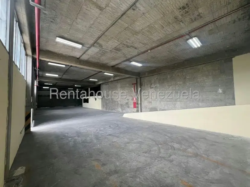 Comercial (Local Comercial) en Alquiler en El Tambor, Miranda