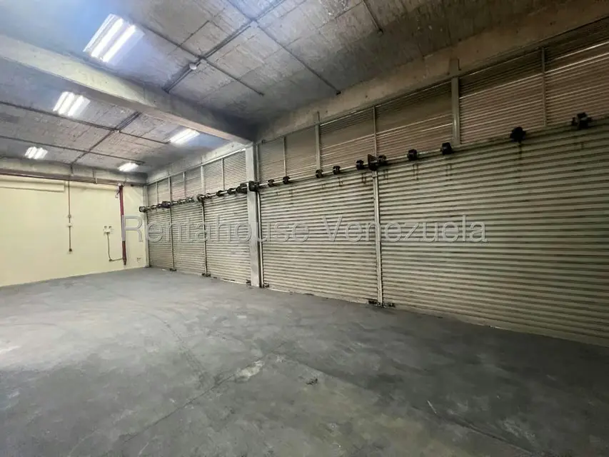 Local Comercial en Alquiler en El Tambor, Miranda - 10