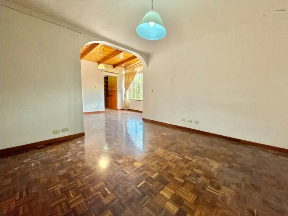 Se vende apto 433 m2 5h+s/5.5b+s/2p Cumbres de Curumo - 10