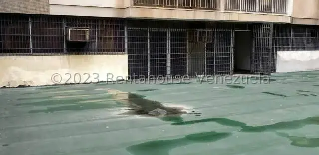 Oficina en Venta en Parroquia Catedral, Distrito Metropolitano - 2