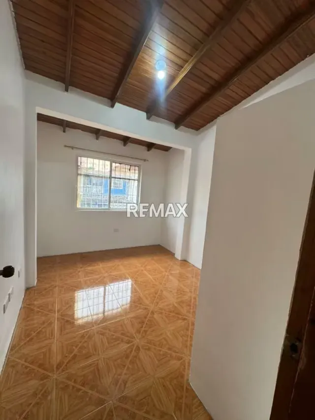 CASA EN ALQUILER EN TARIBA - 8