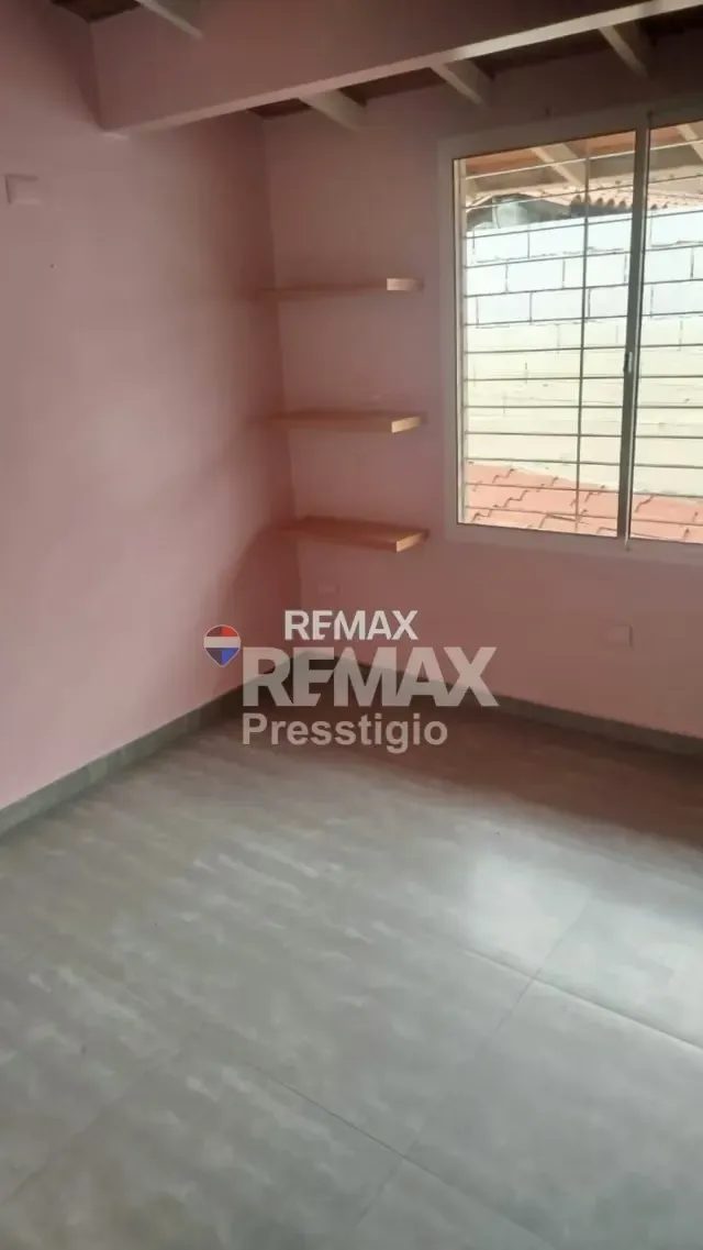 Townhouse en Venta - 13