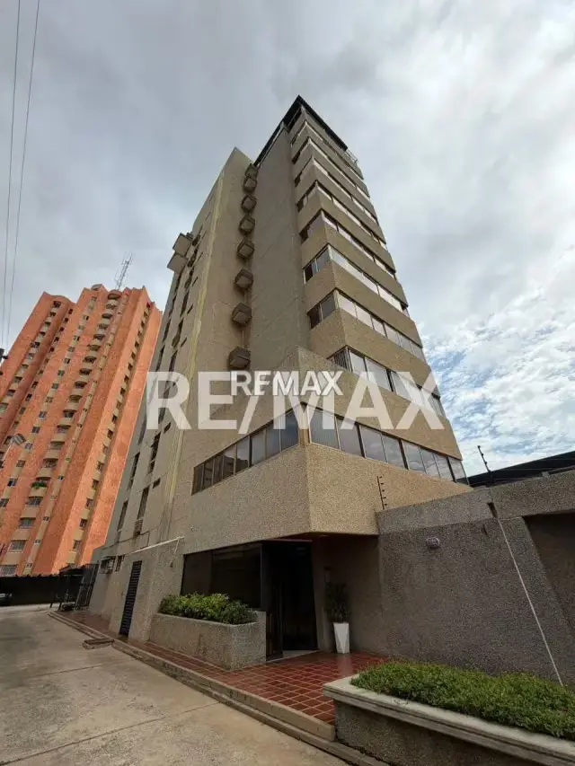 Apartamento en venta, sector paraiso, 1 apartamento por piso