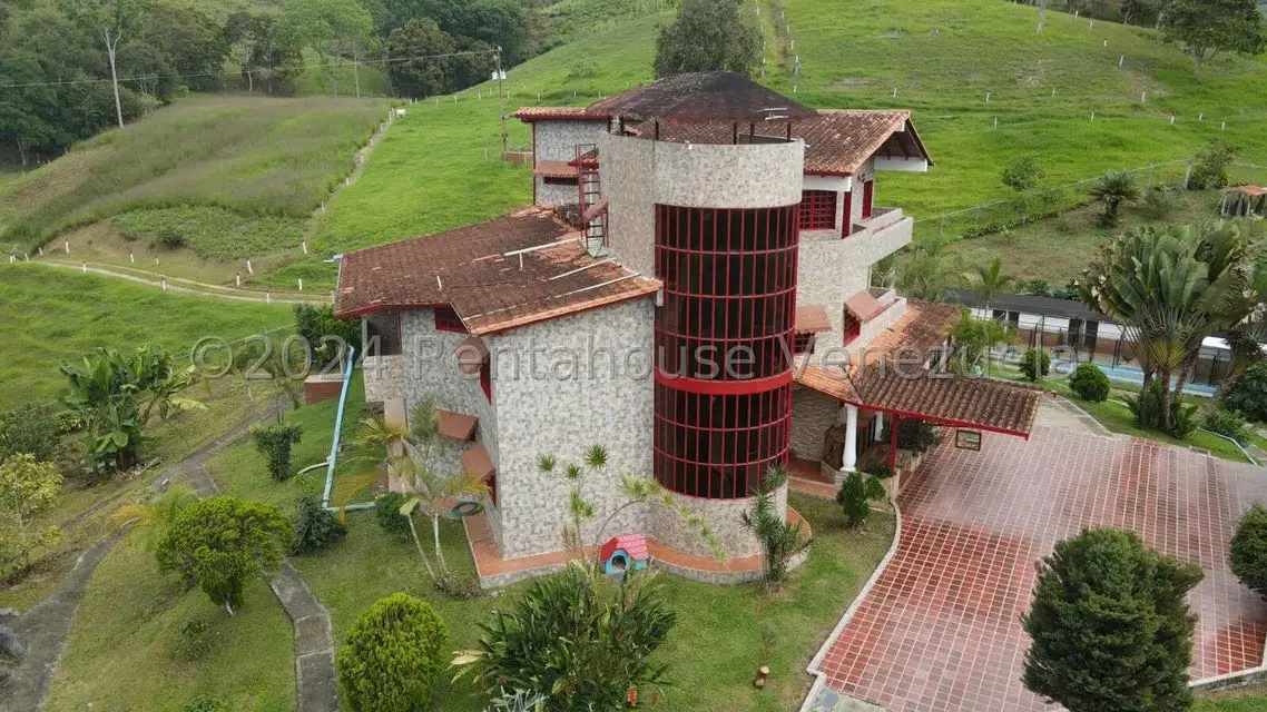 Casa (Casas de Campo) en Venta en Centro, Merida - 2