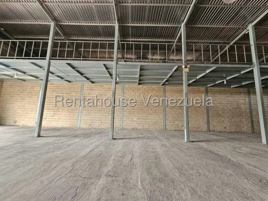 Comercial (Local Comercial) en Venta en Zona Centro, Aragua - 25