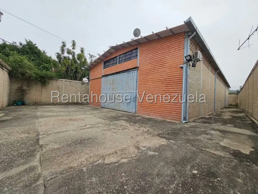 Comercial (Local Comercial) en Venta en Zona Centro, Aragua - 35