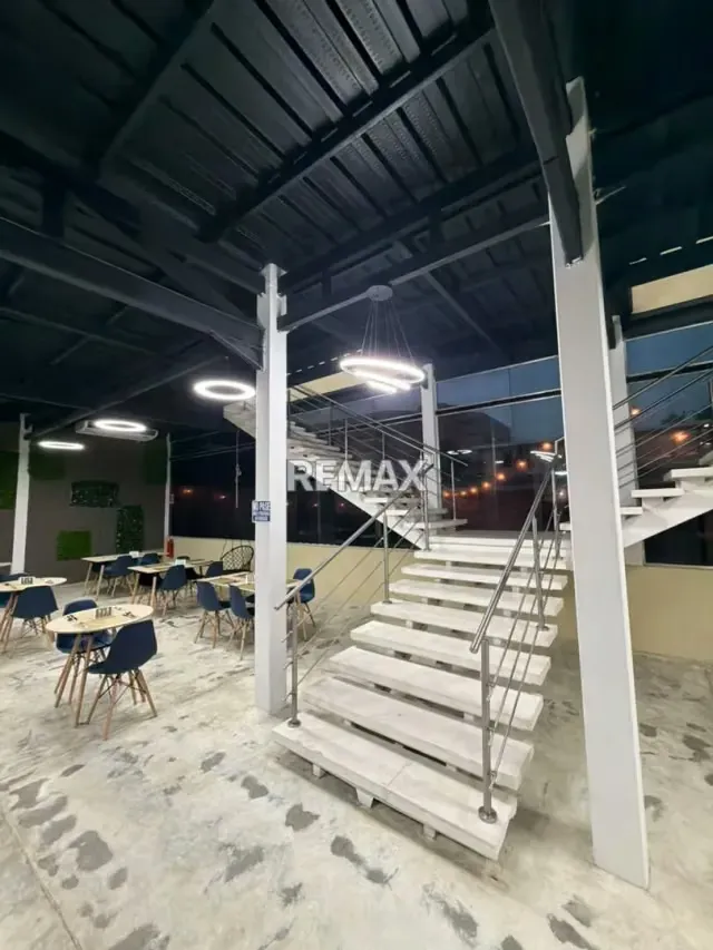 EN VENTA LOCAL COMERCIAL Y CASA DE 800 METOS CUADRADOS EN LA MILLA DE ORO DE TUCACAS - 19