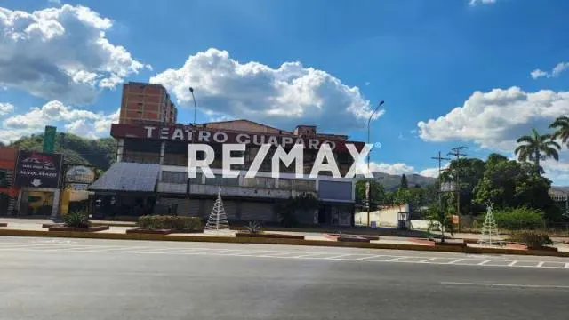 Venta Terreno y bienhechurias en plena avenida Bolivar Norte
