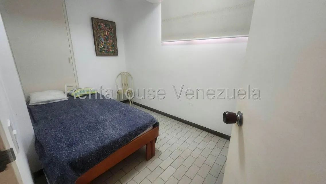 Apartamento (1 Nivel) en Venta en La Tahona, Distrito Metropolitano - 32