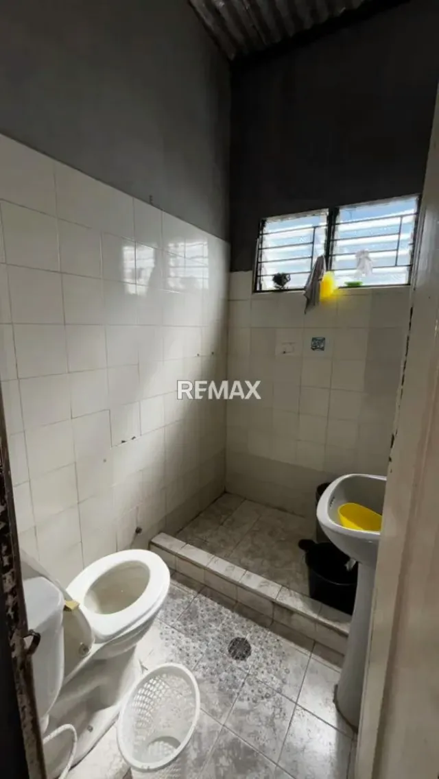 En Venta Casa de dos plantas ubicada en Guanare, Sector La Arenosa, Carrera 14 entre Calles 13 y 14, Guanare, Portuguesa, Venezuela - 18
