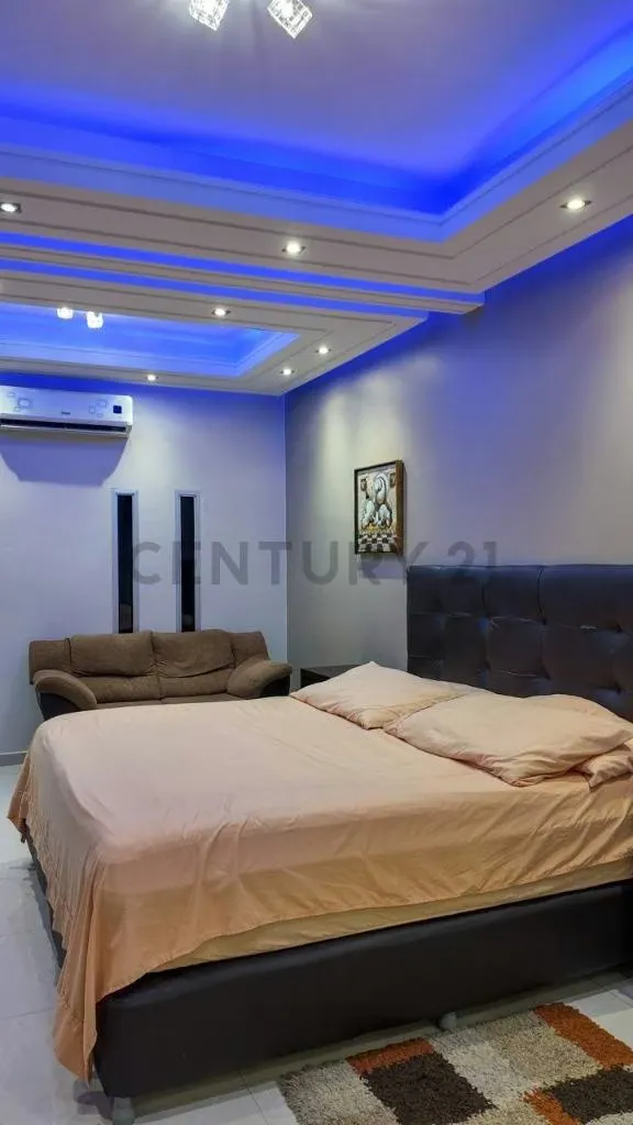Casa amplia y cómoda de 605m2, Ubicada en Puerto la Cruz Sector Pozuelos - 11