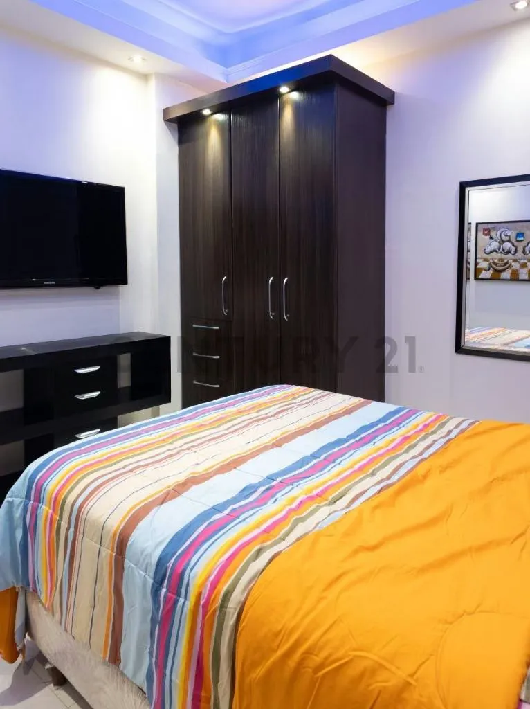 Casa amplia y cómoda de 605m2, Ubicada en Puerto la Cruz Sector Pozuelos - 15