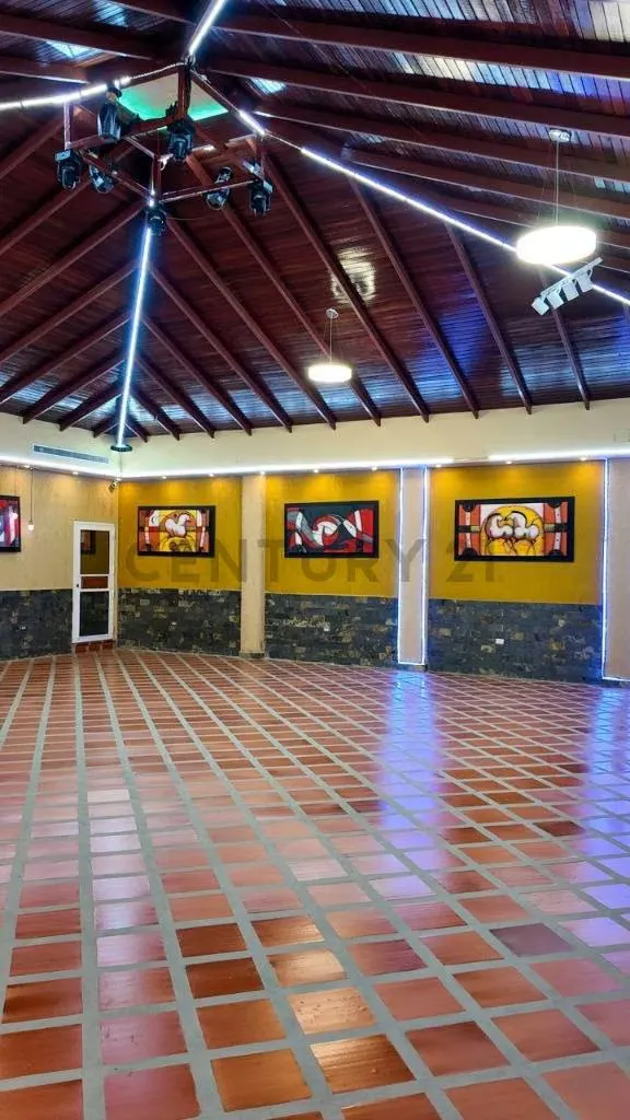 Casa amplia y cómoda de 605m2, Ubicada en Puerto la Cruz Sector Pozuelos - 31