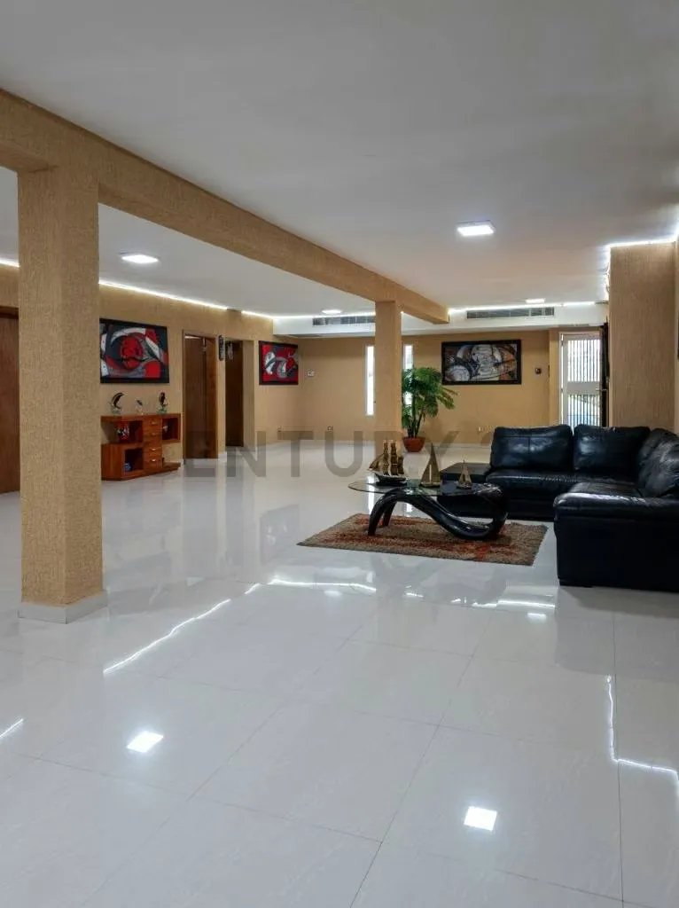 Casa amplia y cómoda de 605m2, Ubicada en Puerto la Cruz Sector Pozuelos - 43