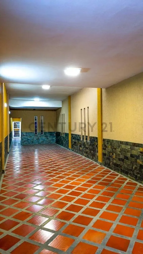 Casa amplia y cómoda de 605m2, Ubicada en Puerto la Cruz Sector Pozuelos - 47