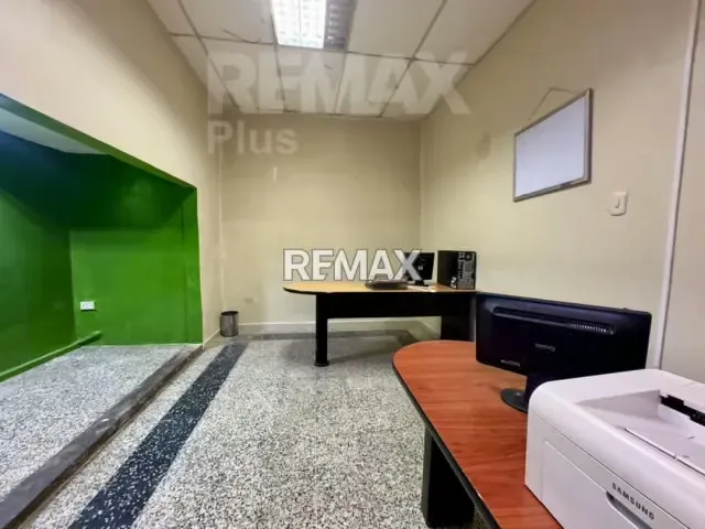 Casa comercial multifuncional en el Sector Santa María. - 9