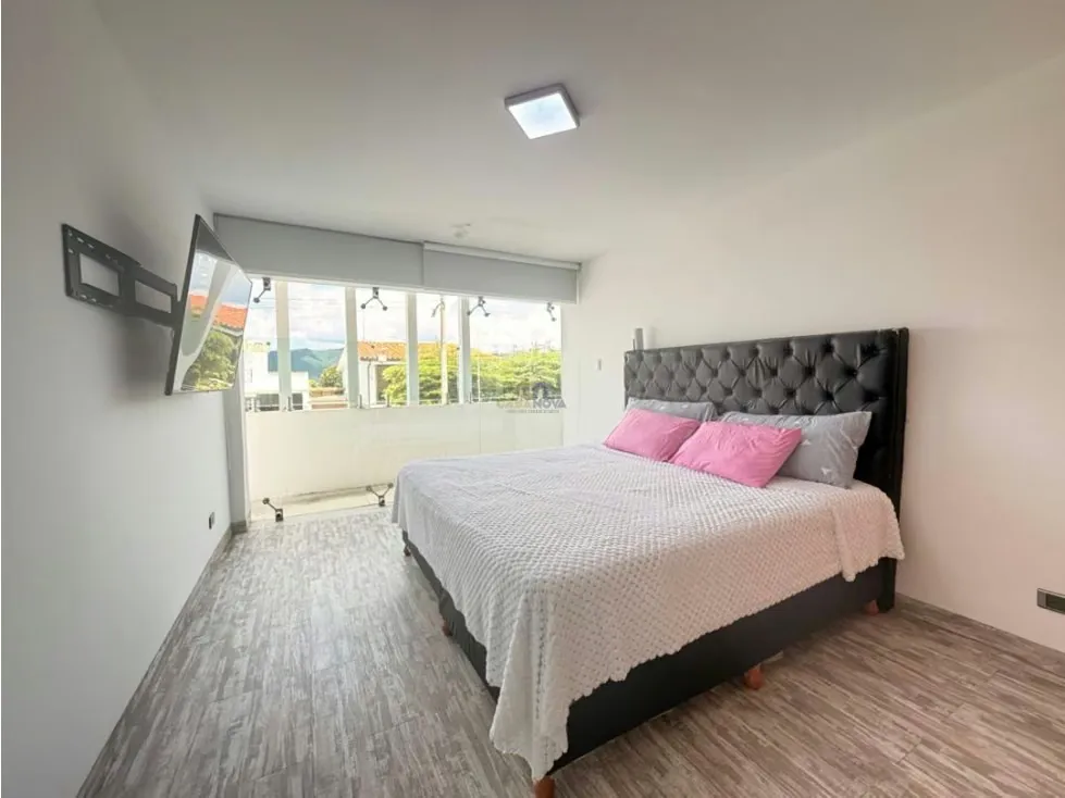 Casa en Venta en Colinas de Vista Alegre 352mts2 5H/4B/2E - 12