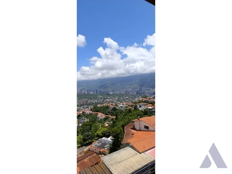 Se vende apartamento 236m2 Colinas de Santa Monica 9962