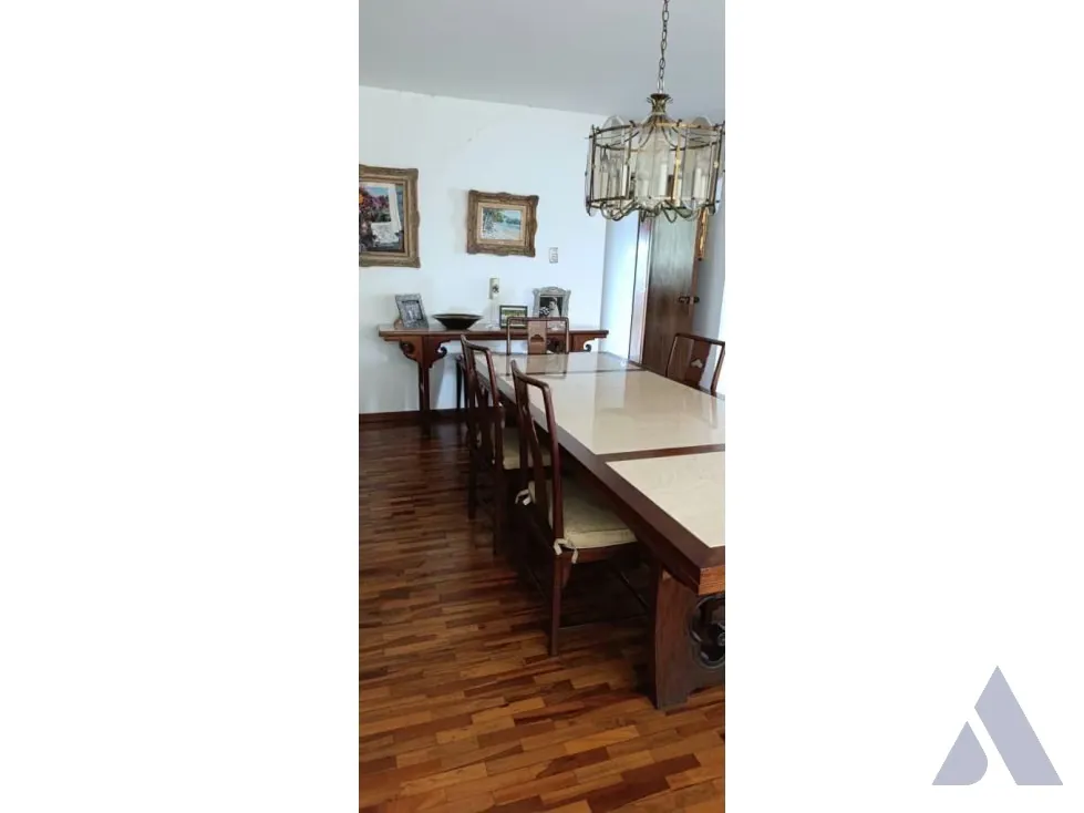Se vende apartamento 236m2 Colinas de Santa Monica 9962 - 6