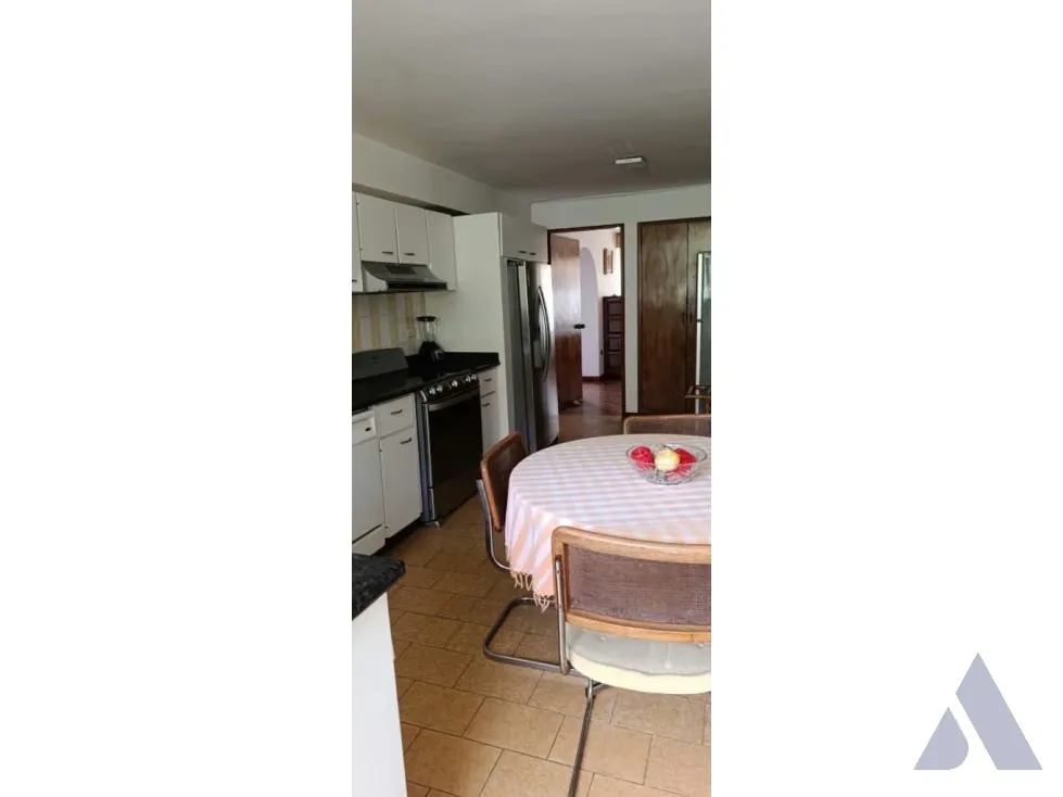 Se vende apartamento 236m2 Colinas de Santa Monica 9962 - 8