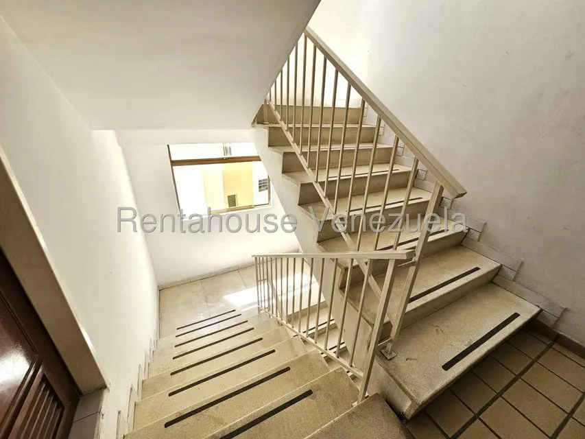 Apartamento (1 Nivel) en Alquiler en Santa Elena, Lara - 27