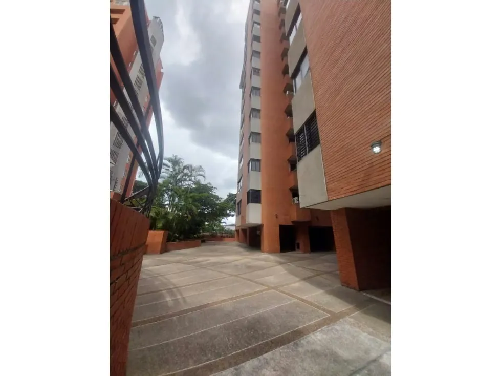 COMODO Y BELLO APARTAMENTO EN EL ROSAL EN VENTA - 2