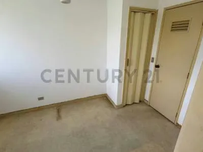 En Venta Penthouse para Remodelar en Lomas de Chuao - 6