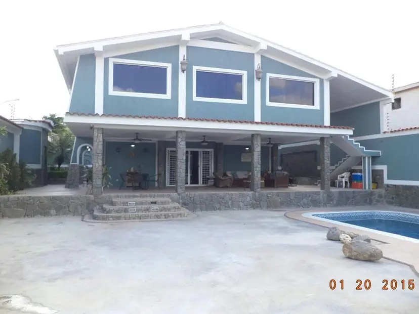 Casa (Duplex) en Venta en Santa Rosa de Charallave, Miranda