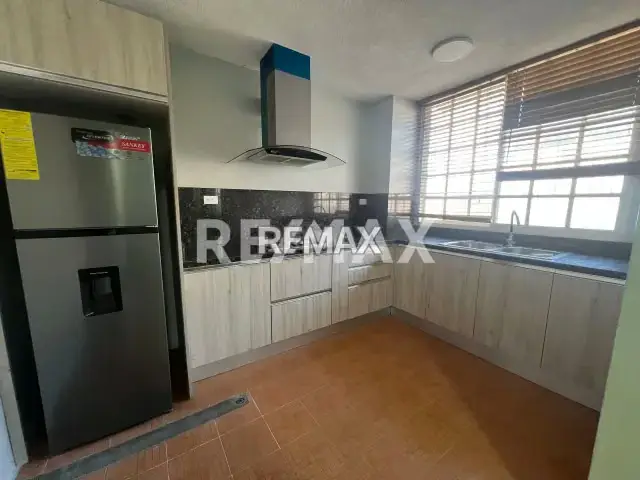 APARTAMENTO EN ALQUILER