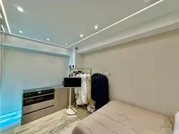 View 10