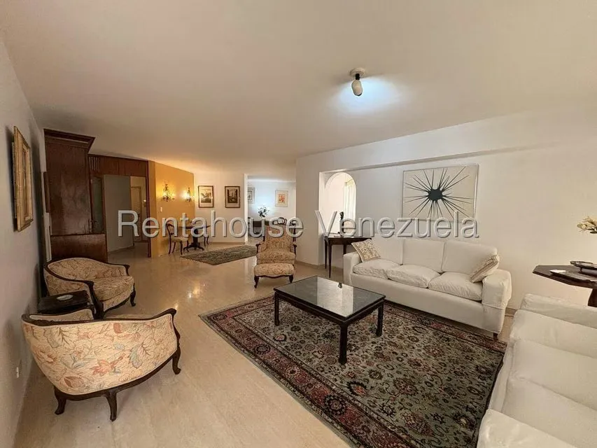 Apartamento (1 Nivel) en Alquiler en Altamira, Distrito Metropolitano - 14