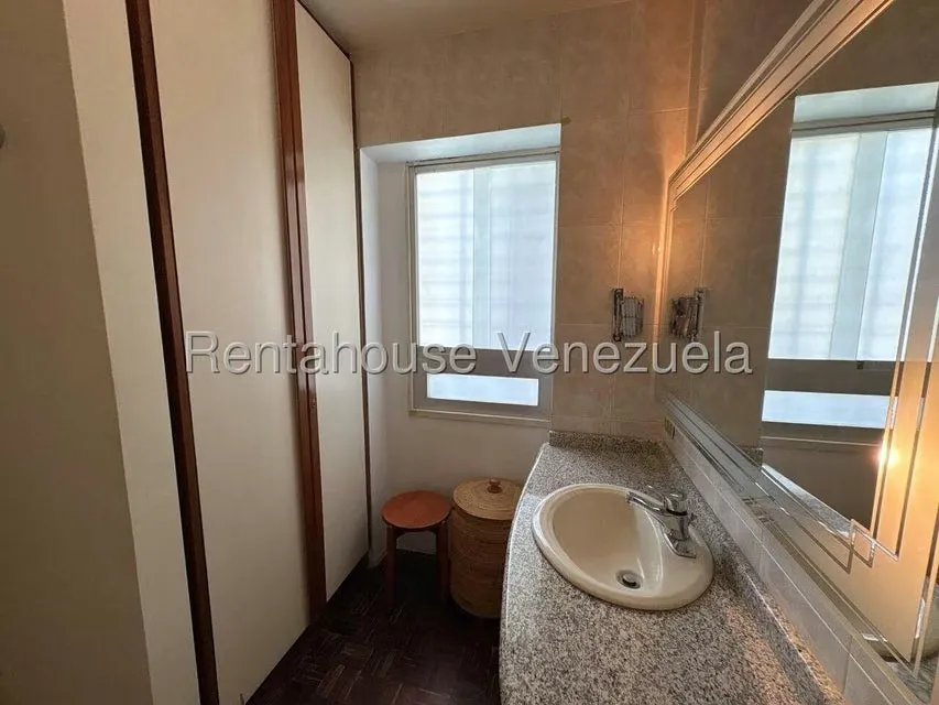 Apartamento (1 Nivel) en Alquiler en Altamira, Distrito Metropolitano - 36