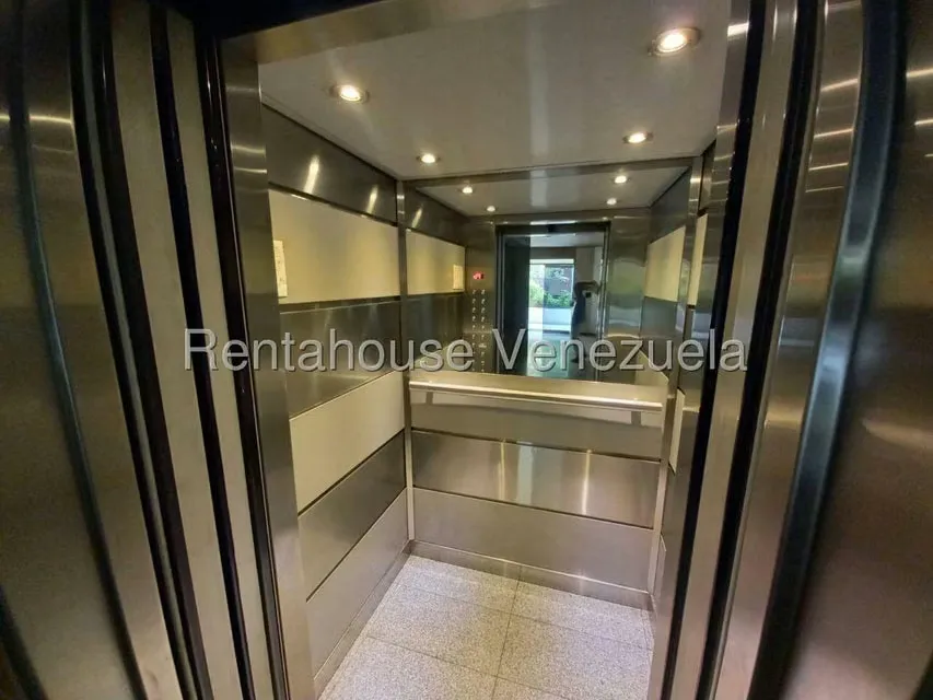 Apartamento (1 Nivel) en Alquiler en Altamira, Distrito Metropolitano - 6