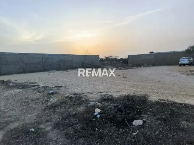 Se vende Terreno