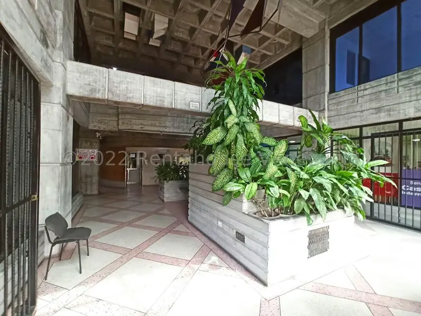 Oficina en Venta en Avenida Mariño, Aragua - 23