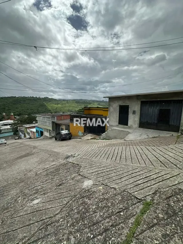Casa. Venta. 23 de Enero - 4
