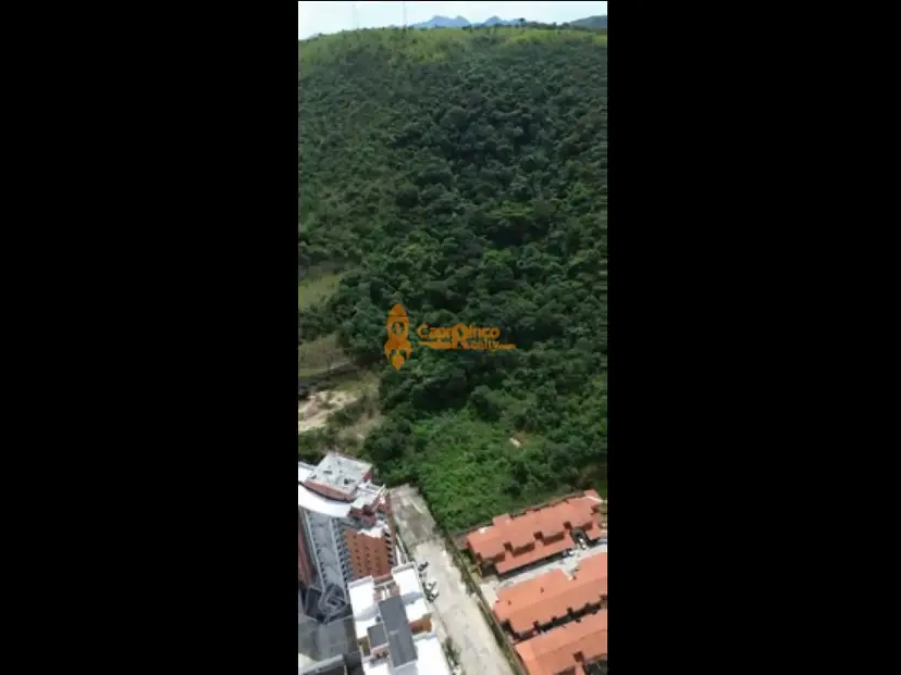 Parcela Residencial en Urb Manantial