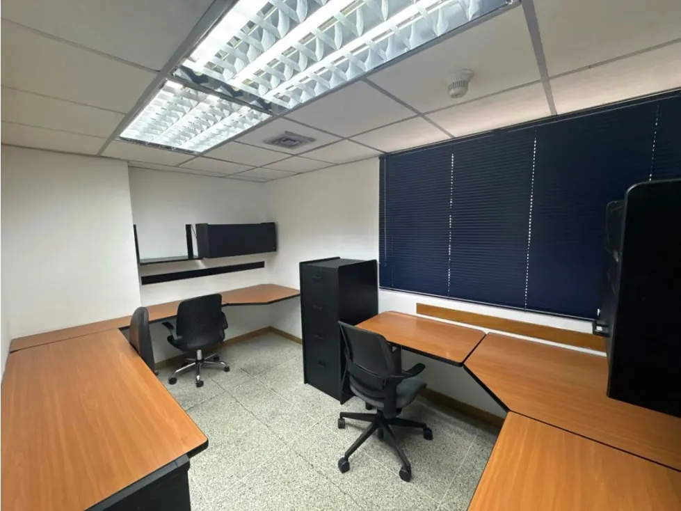 Se alquila oficina 200m2 1B La Castellana - 11